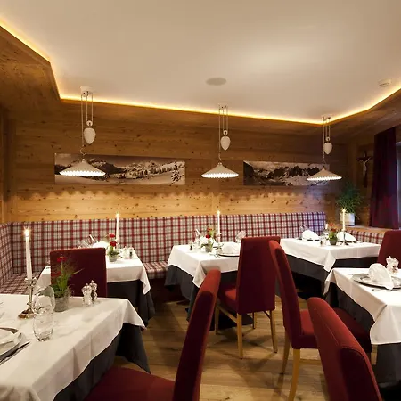 Hotel Christian Corvara In Badia