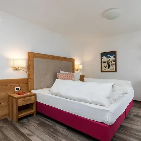 Hotel Christian 3*
